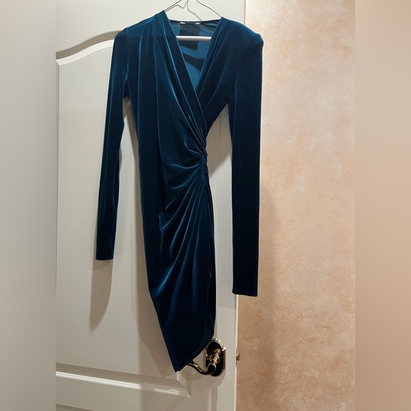 Alexandre Vauthier
Women's Blue Wrap-effect Velvet Mini Dress - Picture 5 of 8